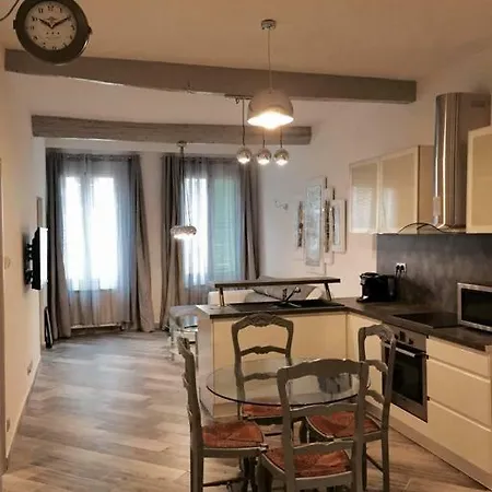 Apartament Beautiful Rue De La Croix Vieux *