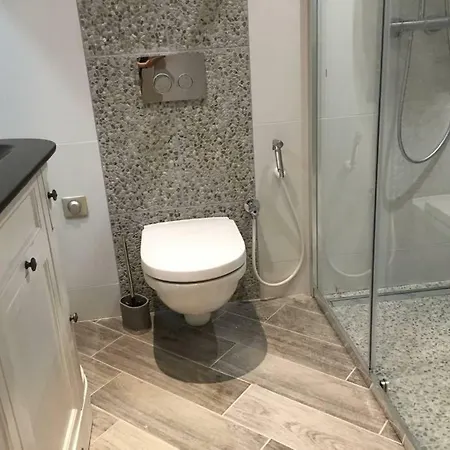 Apartament Beautiful Rue De La Croix Vieux Nicea